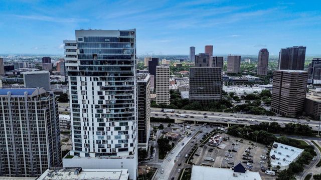 4521 San Felipe, Houston, TX, 77027