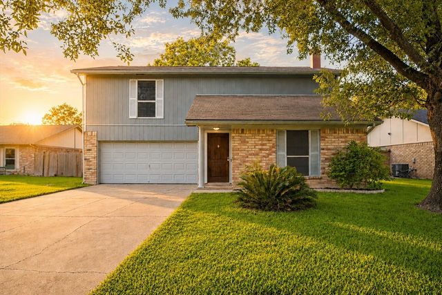 3706 Royal Manor