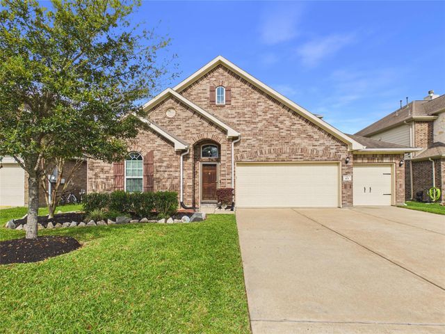  401 W Bend Dr, League City, TX 77573