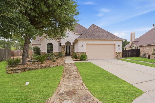  8403 Greenridge Manor Ln, Spring, TX 77389