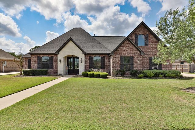 717 Rustic Oaks, Angleton, TX, 77515