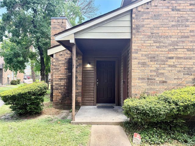 7200 W T C Jester, North Houston, TX, 77088