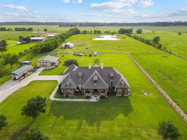 2750 Fm 563, Anahuac, TX, 77514