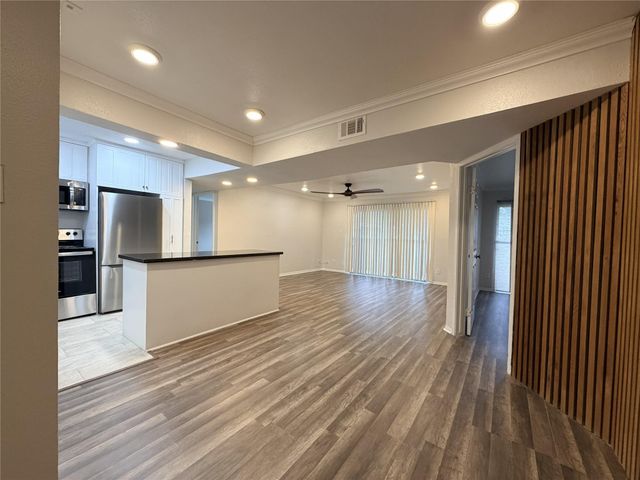 3045 Walnut Bend, Houston, TX, 77042