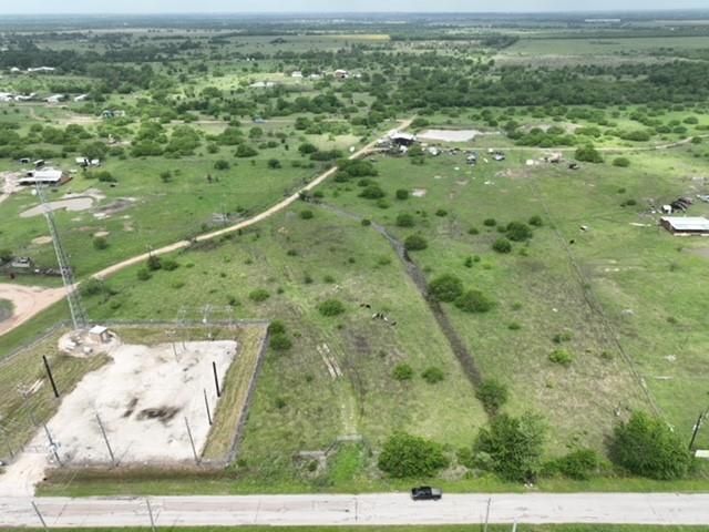 3507 Oil Field, Bellville, TX, 77418
