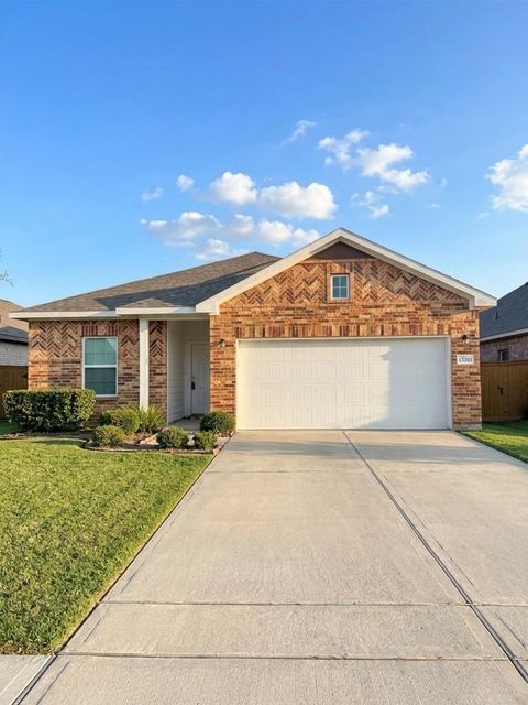 13301 Villa Sola, La Marque, TX, 77568