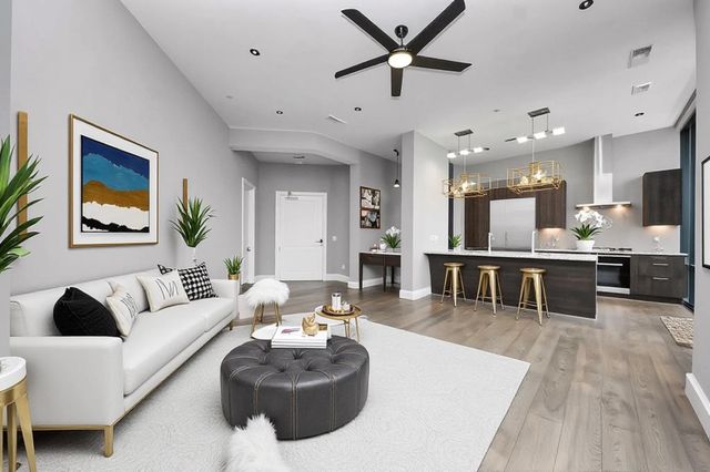 1409 Post Oak, Houston, TX, 77056