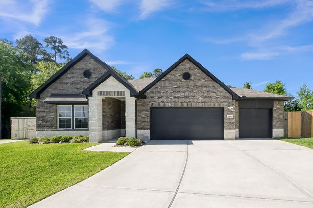  11696 Whirlaway Dr, Willis, TX 77318