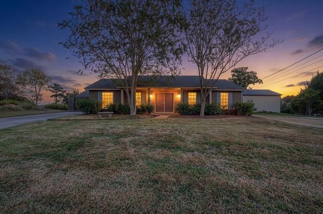 528 Indian Hill, Livingston, TX, 77351