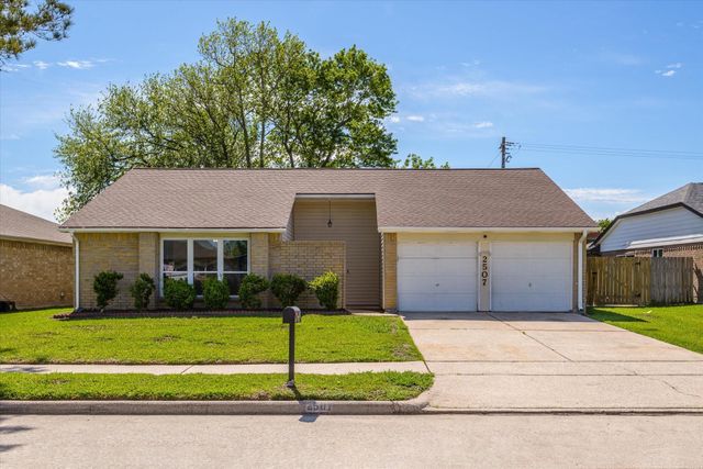 2507 Kings Chapel, Friendswood, TX, 77546