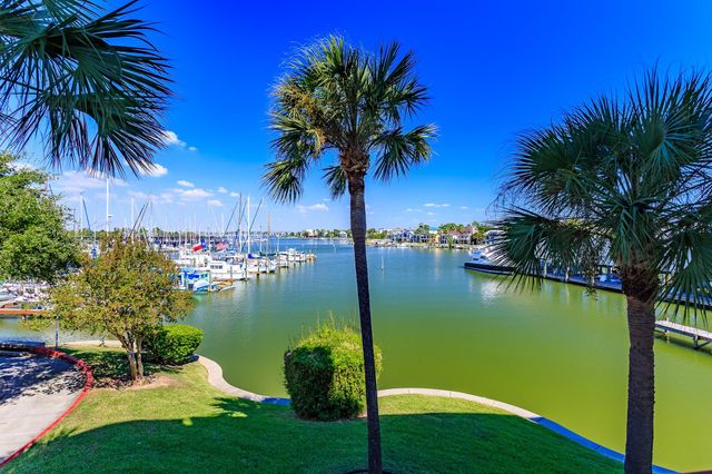 1302 Marina Bay, Clear Lake Shores, TX, 77565