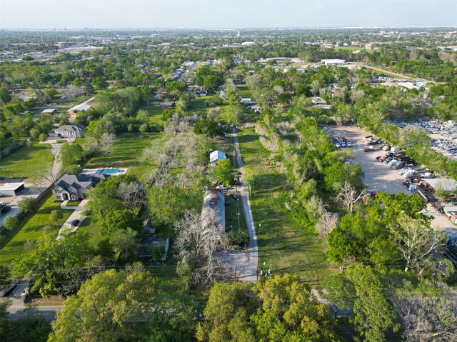 701 Crenshaw, Houston, TX, 77504