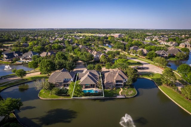 8411 Middle Canyon Rd, Katy, TX 77494