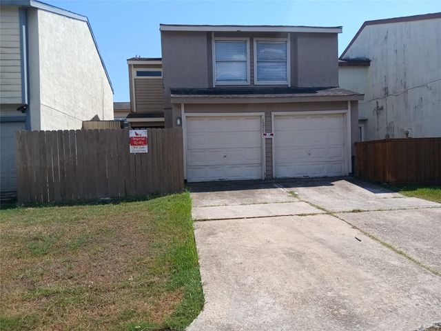  12517 Corona Ln, Houston, TX 77072