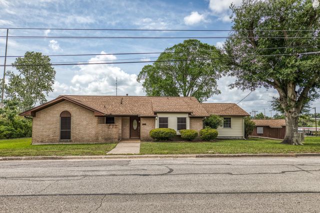 407 Glenn, Bellville, TX, 77418