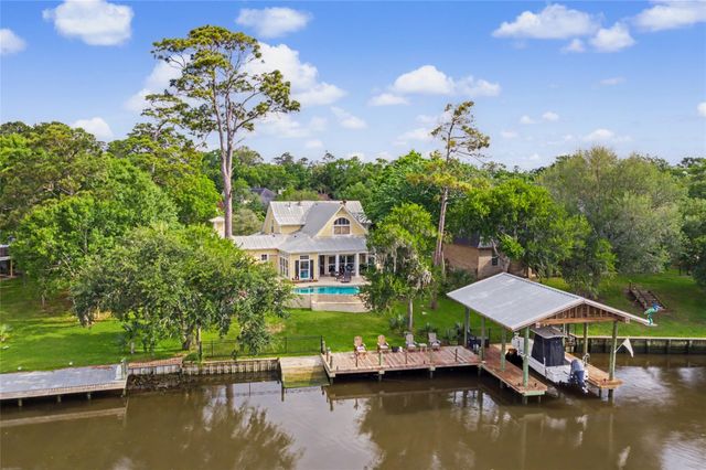 3924 Amanda, Dickinson, TX, 77539