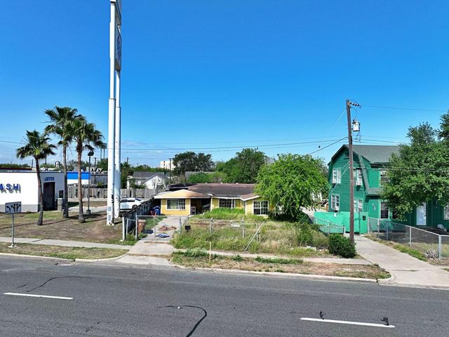 1217 17th, Corpus Christi, TX, 78405