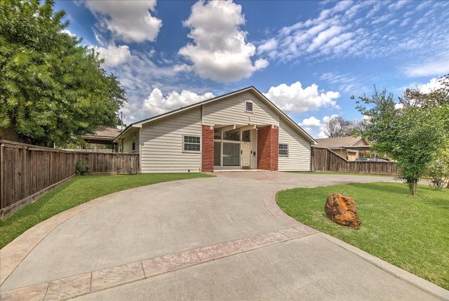 6946 Cole Creek, Houston, TX, 77092