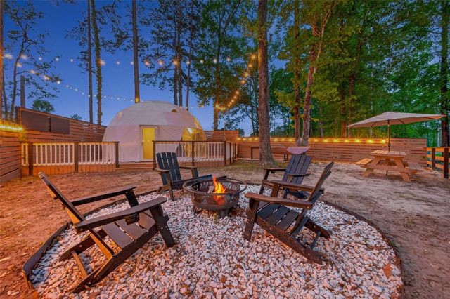  795 County Road 332, Cleveland, TX 77328