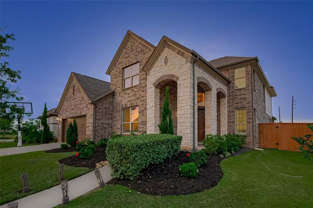  12311 Kinmundy Ln, Richmond, TX 77407