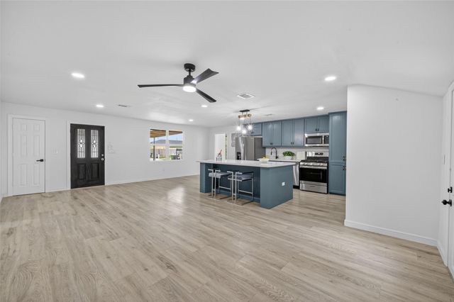 5719 Southwind