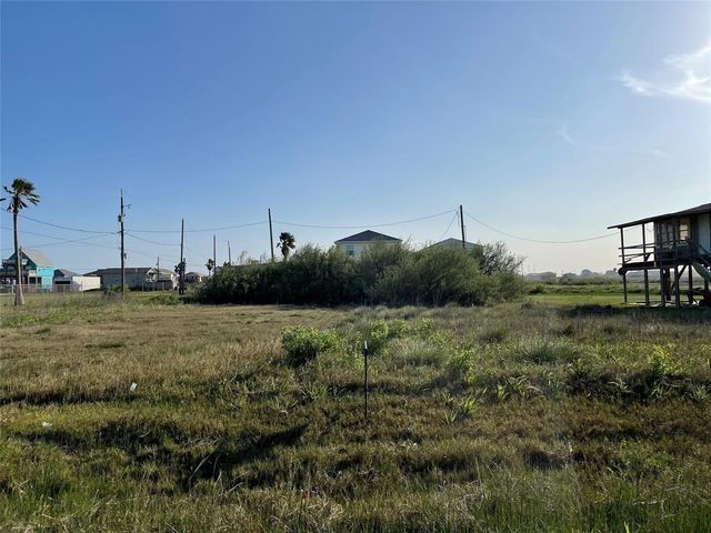 517 Olive, Surfside Beach, TX, 77541