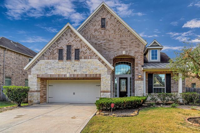  6718 Miller Shadow Ln, Sugar Land, TX 77479