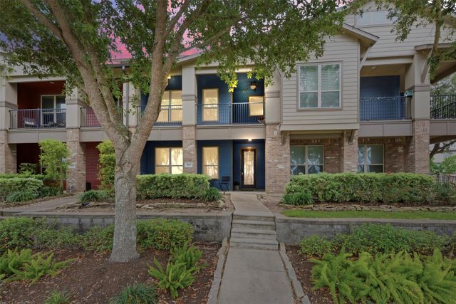 706 Water, Webster, TX, 77598