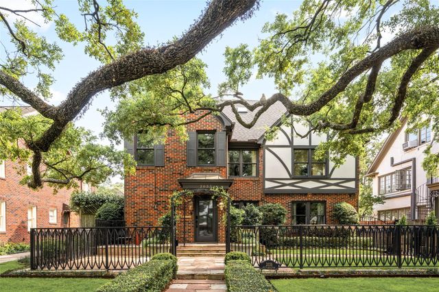 2035 South, Houston, TX, 77098