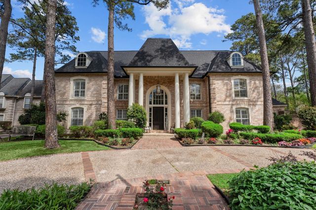  15902 Guinstead Dr, Spring, TX 77379