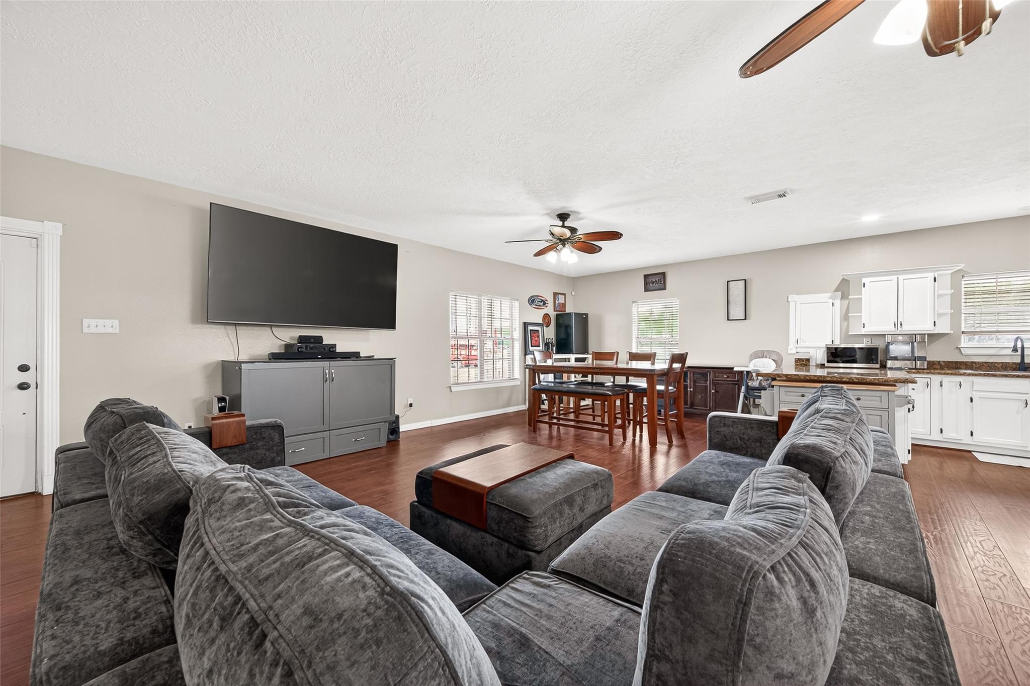 11802 Padon Rd