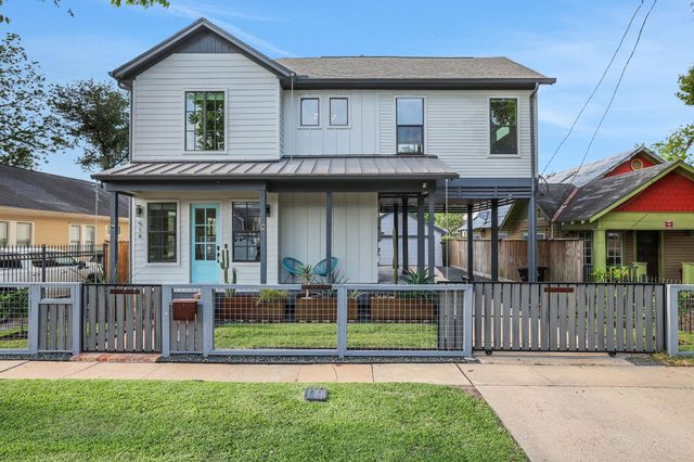  914 Robbie St, Houston, TX 77009