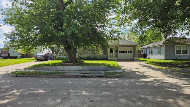 940 Coleman