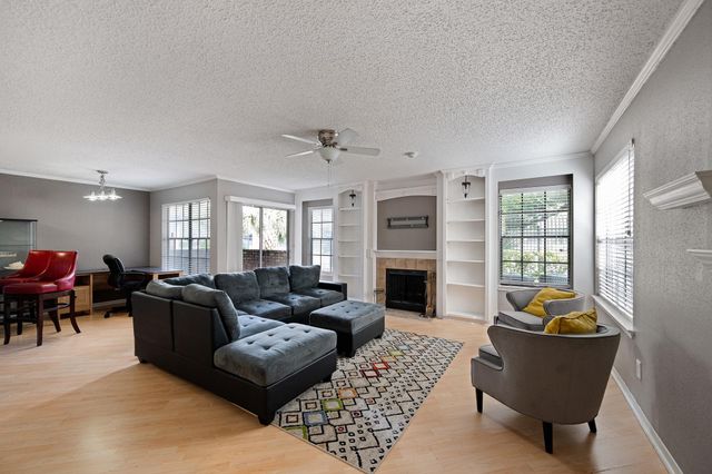  2300 Old Spanish Trl #1077, Houston, TX 77054