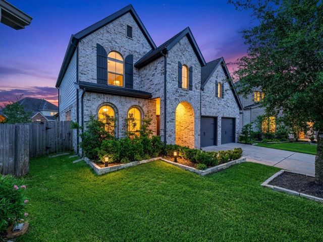  3732 Windsong Park Court Ct NE, Pearland, TX 77584