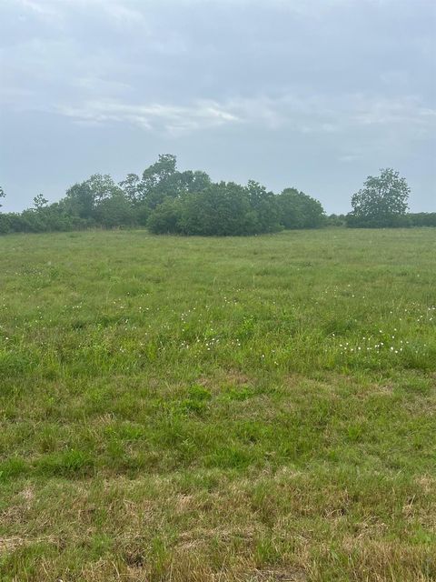 6180 County Road 208, Danbury, TX, 77534