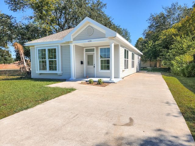 620 19th, Port Arthur, TX, 77640