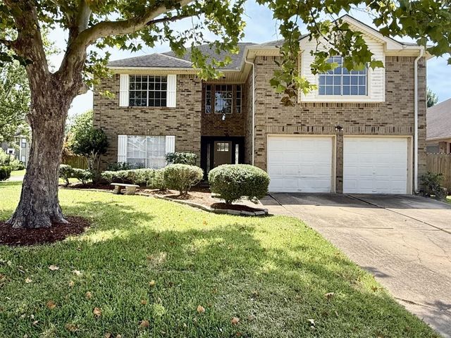223 Almond, Lake Jackson, TX, 77566