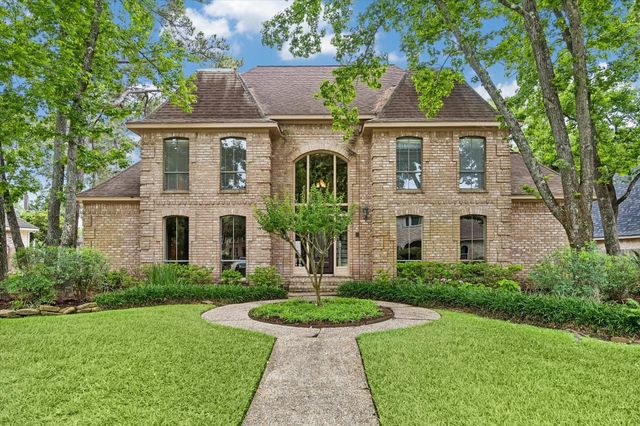  2519 Golden Pond Dr, Kingwood, TX 77345