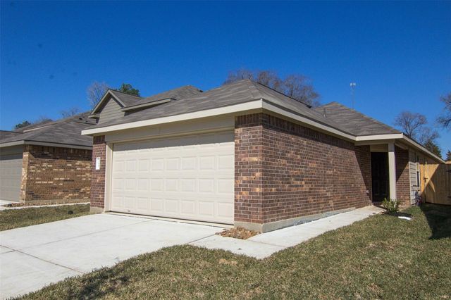 392 Upper Creek, Willis, TX, 77378