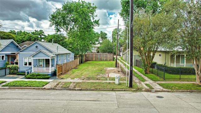 238 16th, Houston, TX, 77008