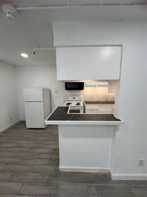 5911 Grace, Houston, TX, 77021