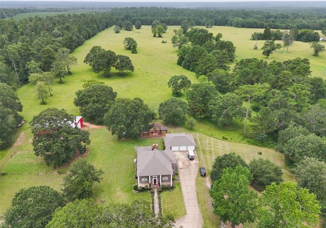  2222 Fm 945 Rd S, Cleveland, TX 77328
