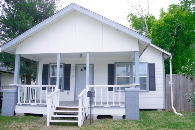 1310 4th, Rosenberg, TX, 77471