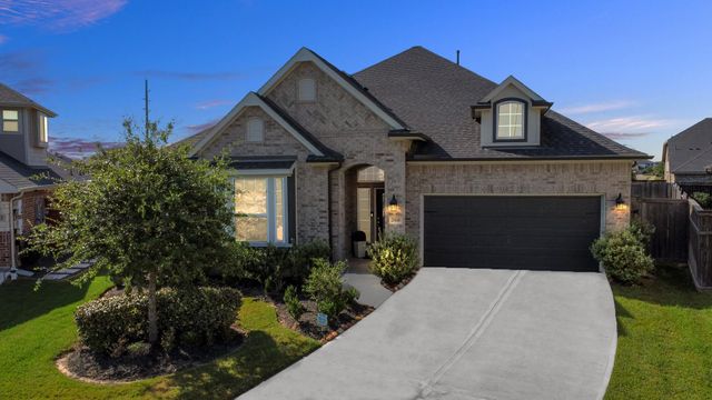  28646 Monarch Cliffs Dr, Fulshear, TX 77441