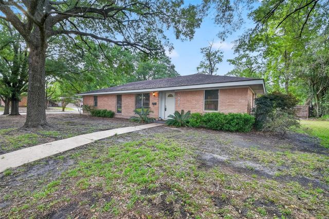  5422 Spellman Rd, Houston, TX 77096