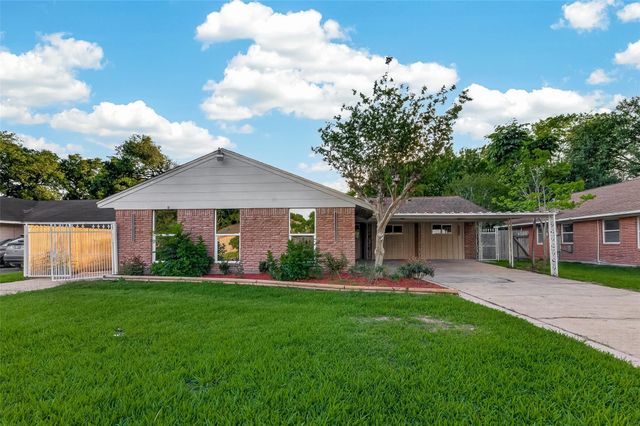 11206 Huggins, Houston, TX, 77035