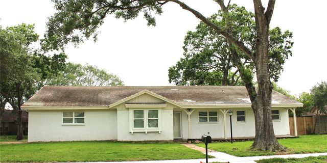 1802 Sleepy Creek, Pearland, TX, 77581