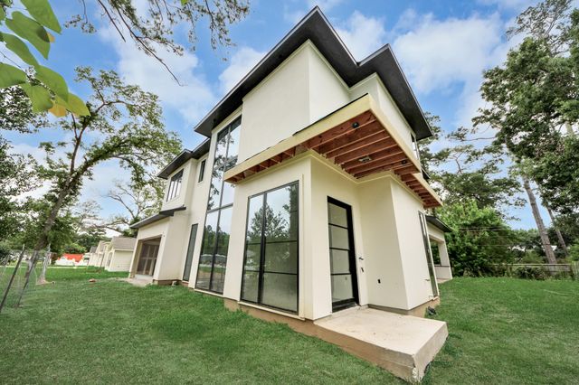  9926 Warwana Rd, Houston, TX 77080
