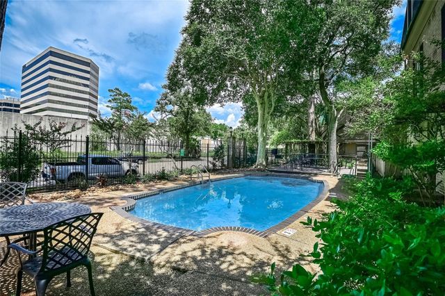 4515 Briar Hollow Place, Houston, TX, 77027